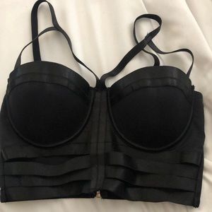 Bebe crop top black
